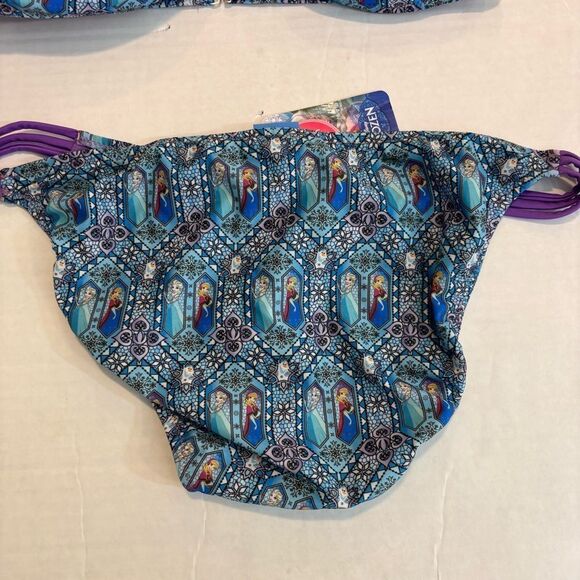 Hot Topic Disneys Frozen Juniors NEW Two Piece Swimsuit XL - Picture 9 of 14